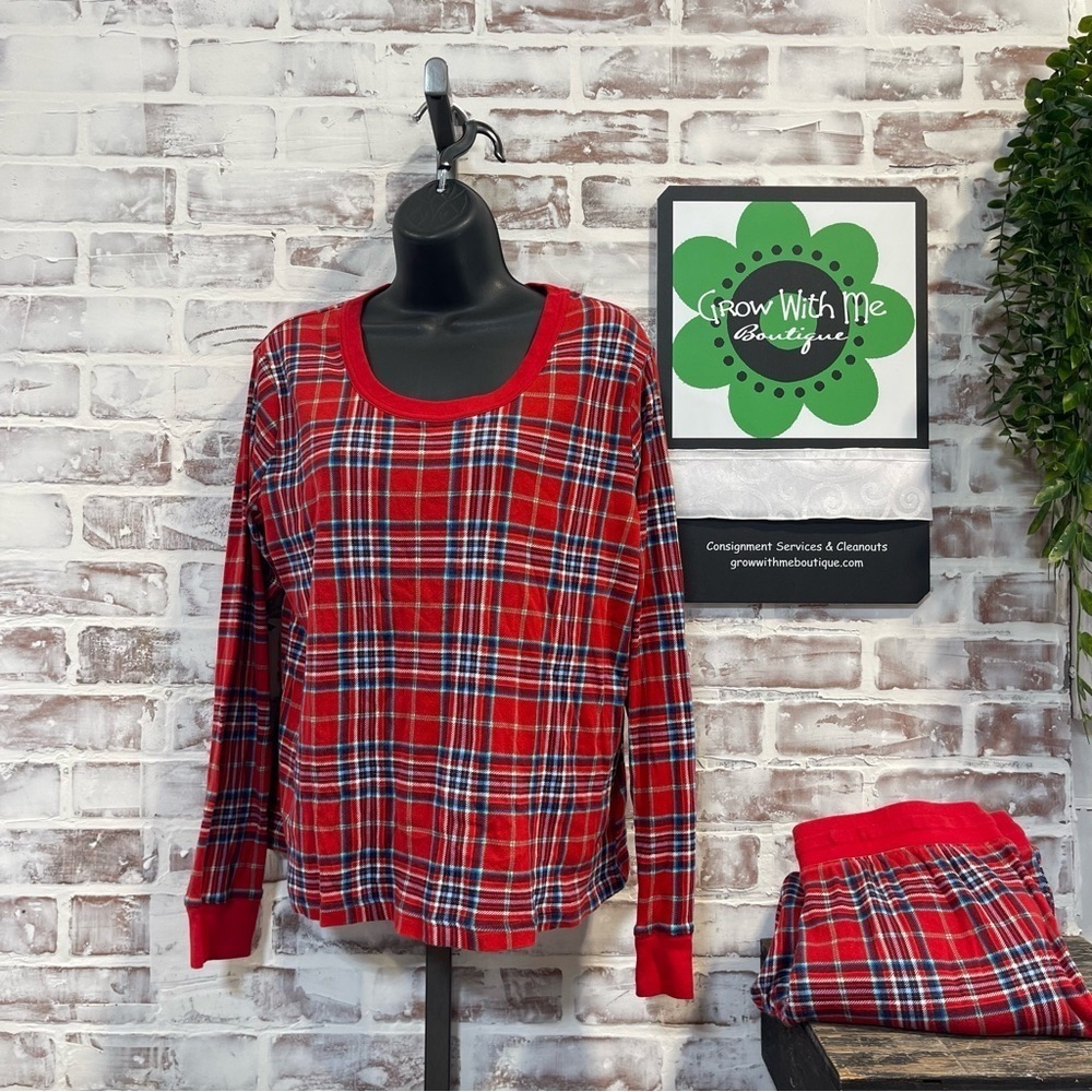 Wondershop Women's Red and White Plaid Sleepwear large